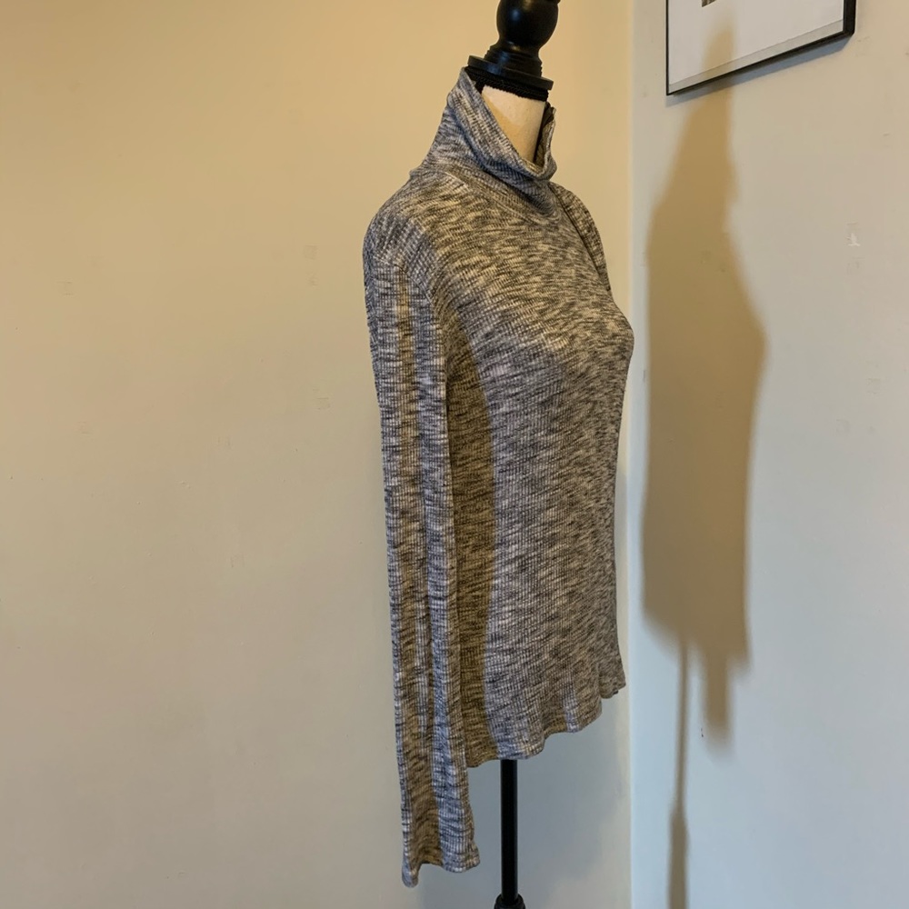 Long-Sleeve Ribbed Sweater Top, Gray, Anthro, M - Picture 6 of 10